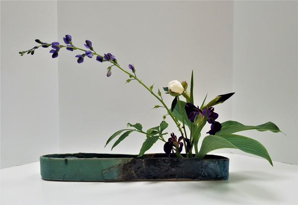 The Art of Ikebana  A Collection of Ikebana Vases & Day of Artful Arr –  Mitchell Sotka