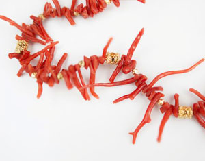 Coral necklace with gold vermeil